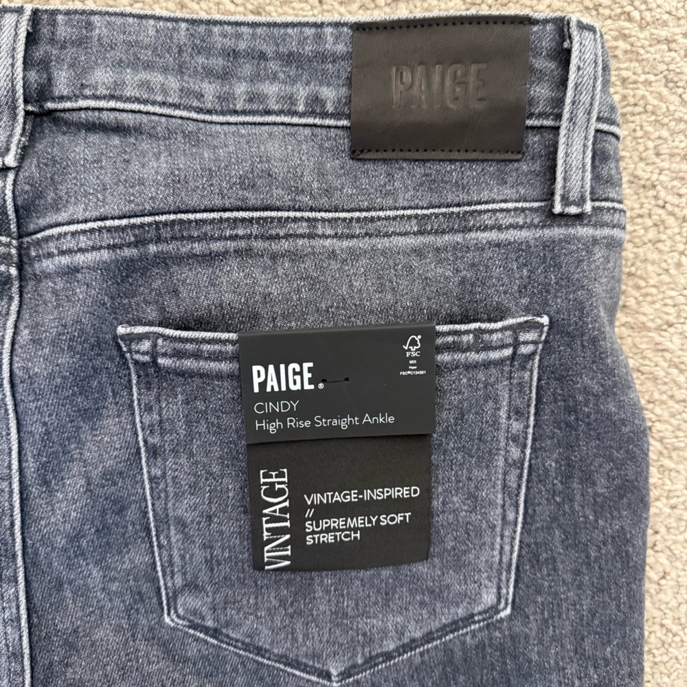 NWT Paige Cindy Gray Jeans - Picture 5 of 5